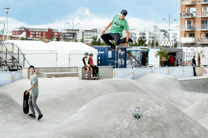 Red Bull Check Out: Danny León