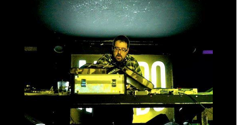 OFF Arnette O MARISQUIÑO XIV: QUE SIGA LA FIESTA