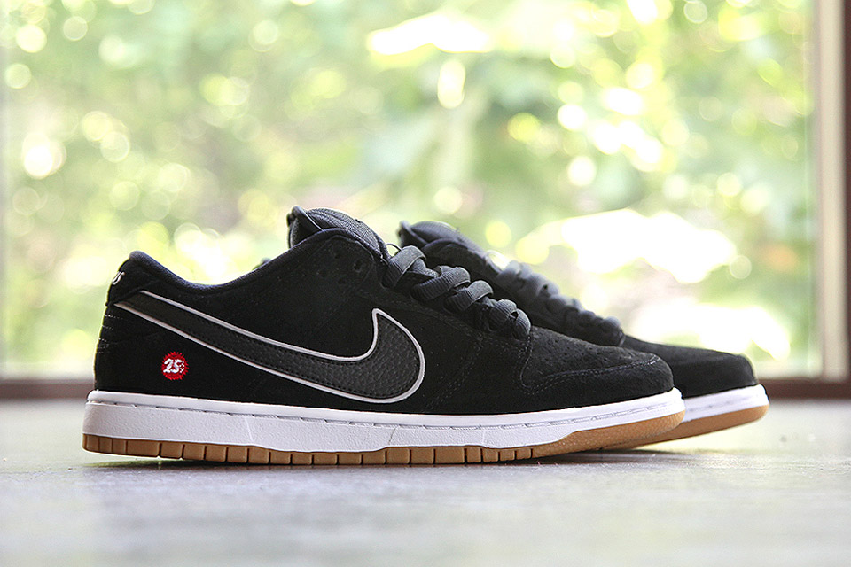 Nike SB Dunk Low QuarterSnacks