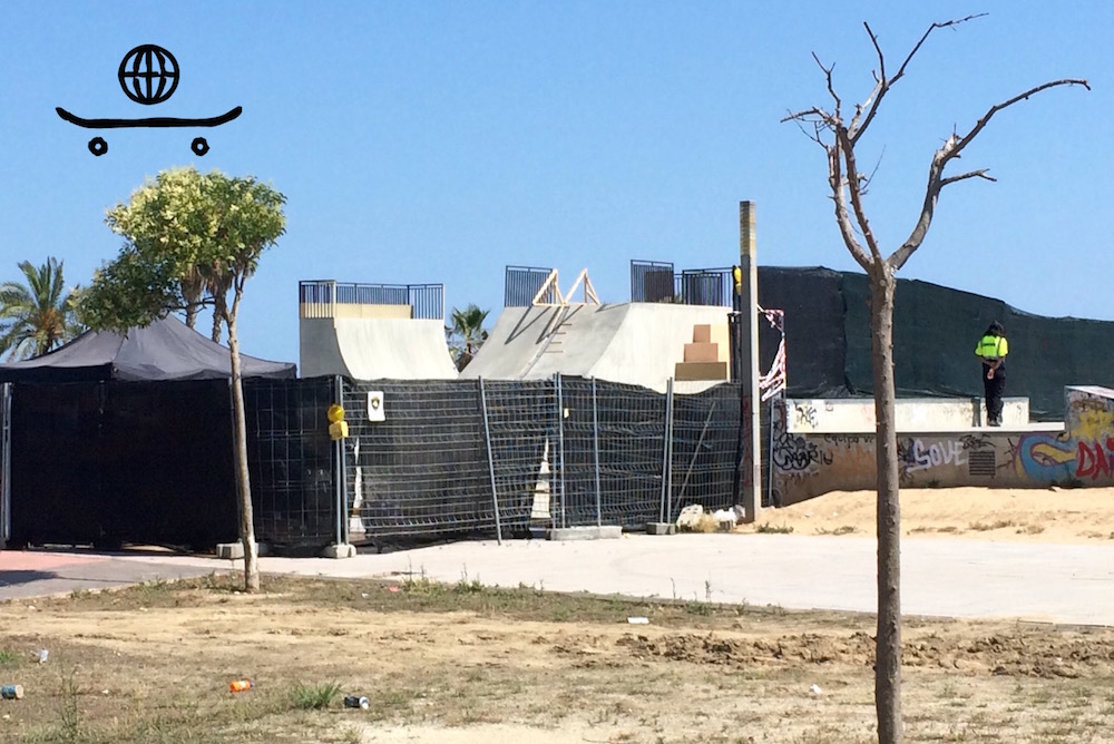 El Lexus Hoverboard vuela sobre Cubelles (Barcelona)