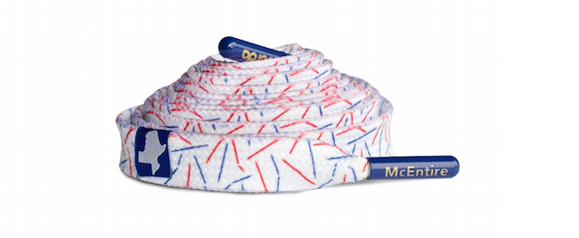 Cody McEntire presenta sus cordones pro-model