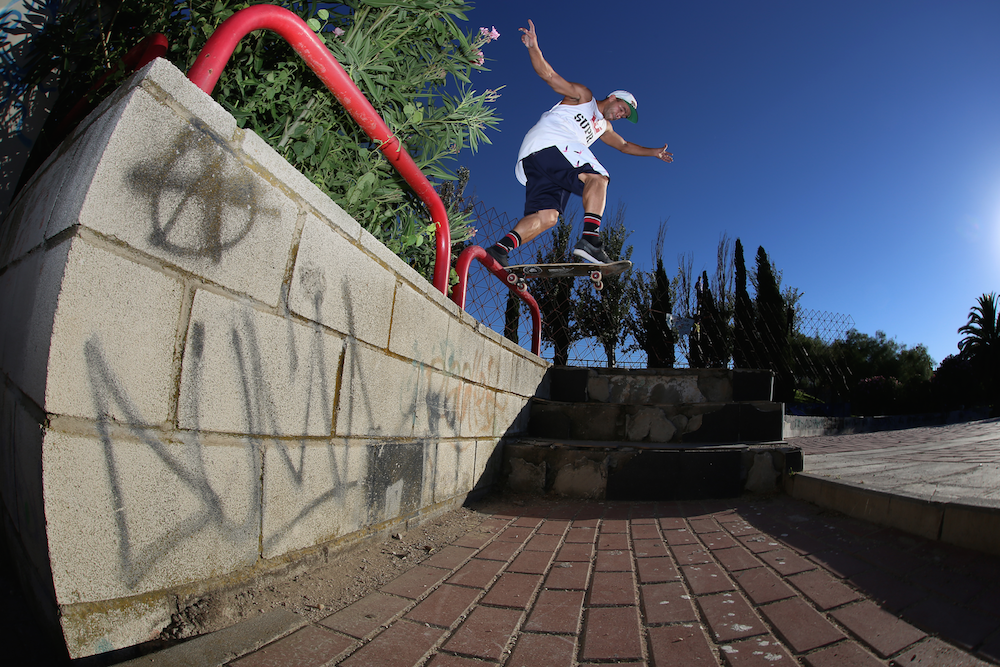 Raúl Escanero: Back Tail de Vladimir Ivanov