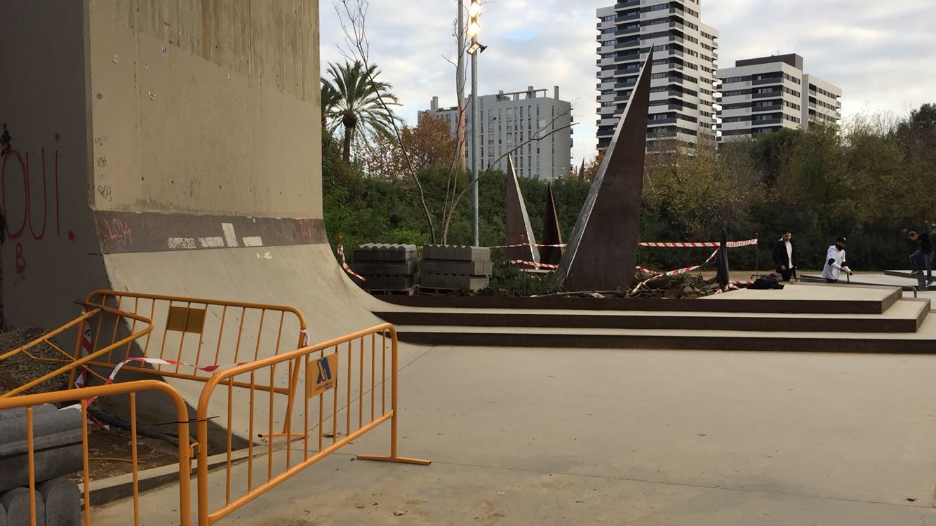 Comienzan la ampliación del Skate Plaza de Les Corts (Barcelona)