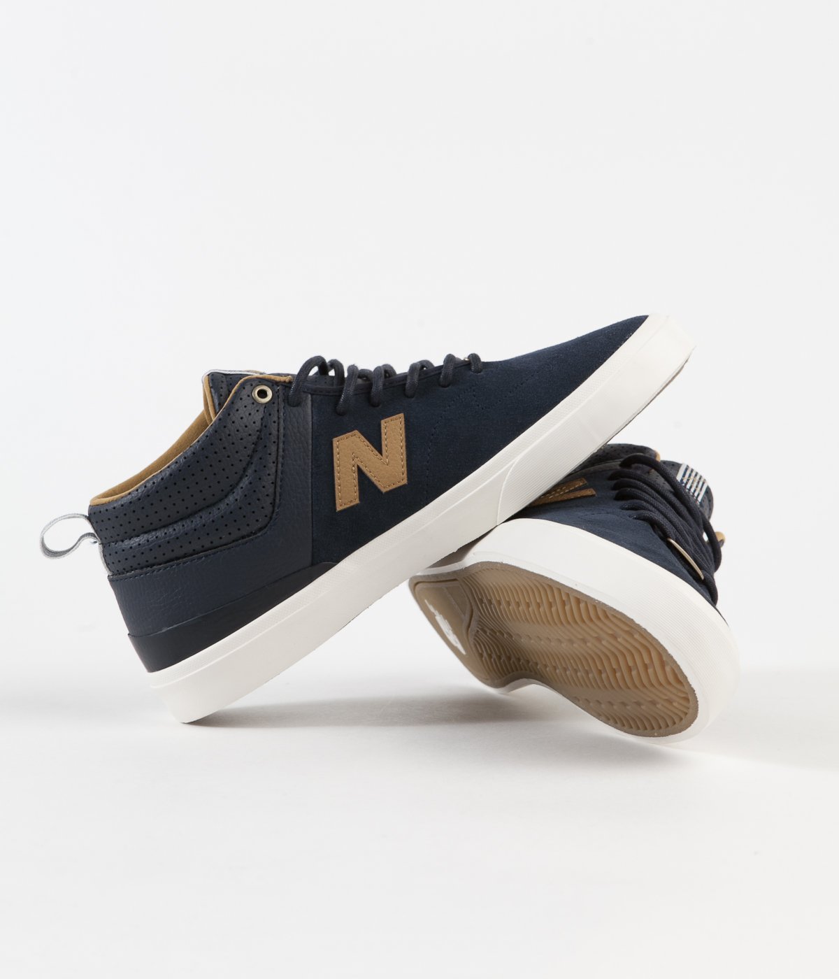 Nueva colaboración entre Sour Solution y New Balance