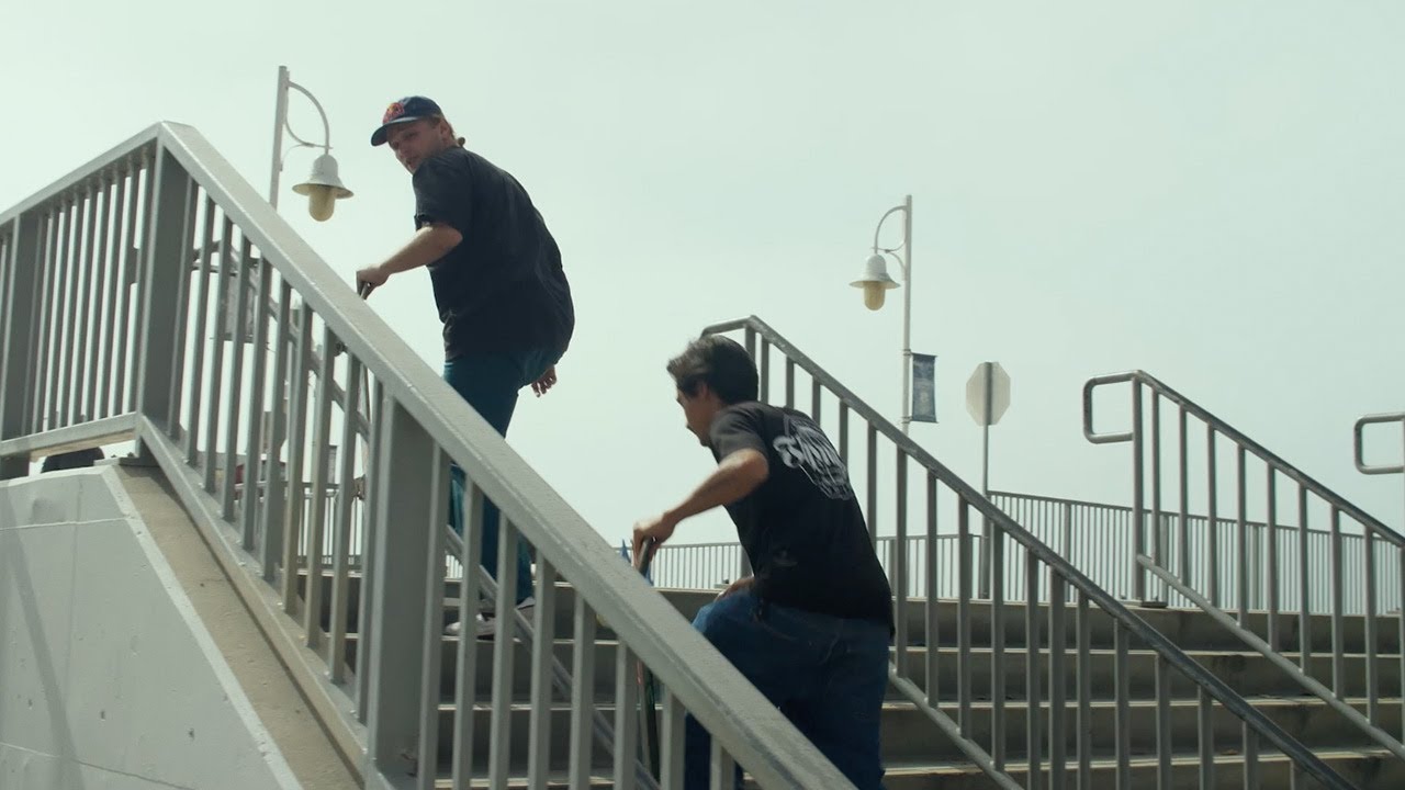 Jamie Foy muestra sus ejes Thunder Trucks