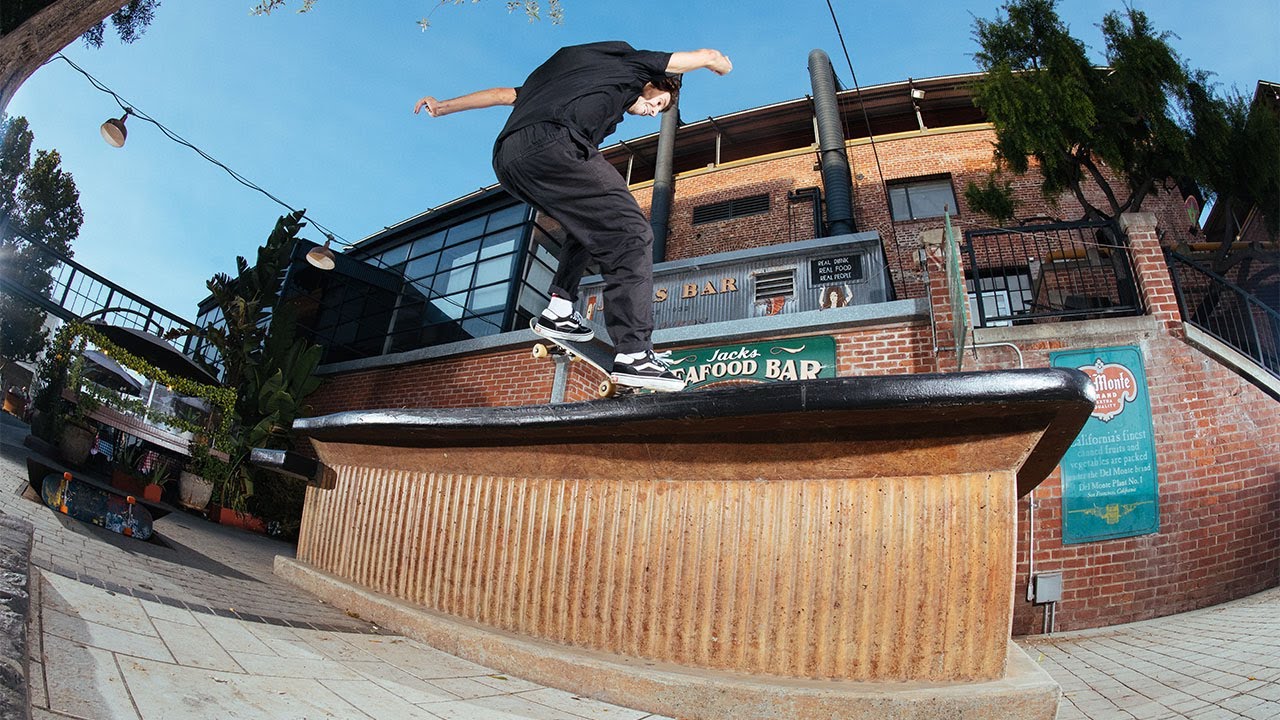 Rafa Cort: Song for the Moon (Venture Trucks Part)