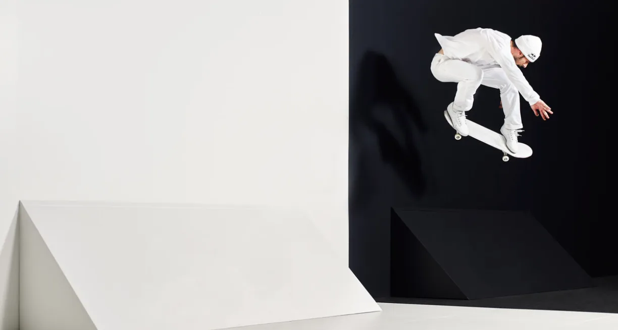 Red Bull blanco y negro