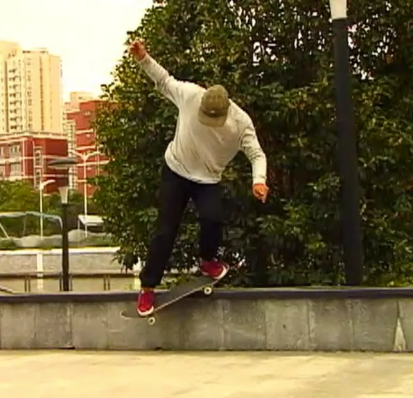 Lucas Puig: Something Sinister Teaser