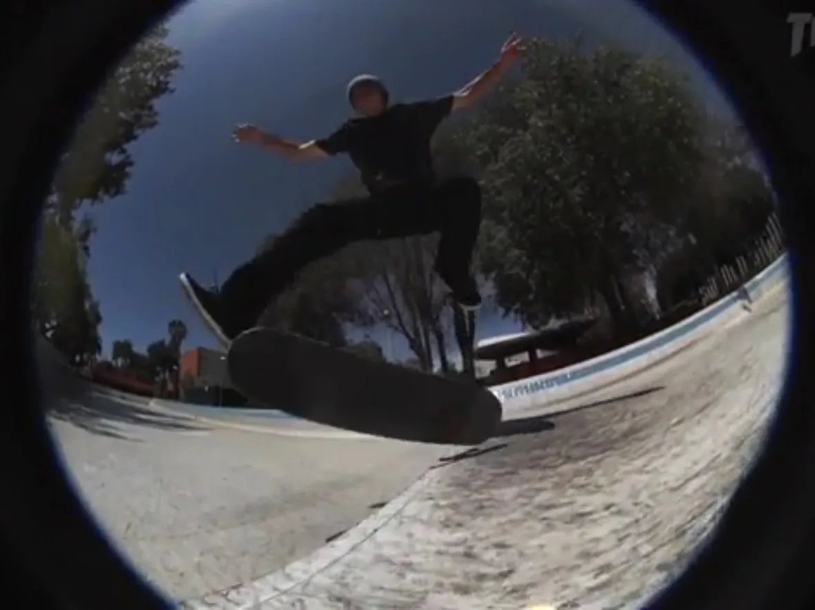 Kelly Hart: Central (Video)