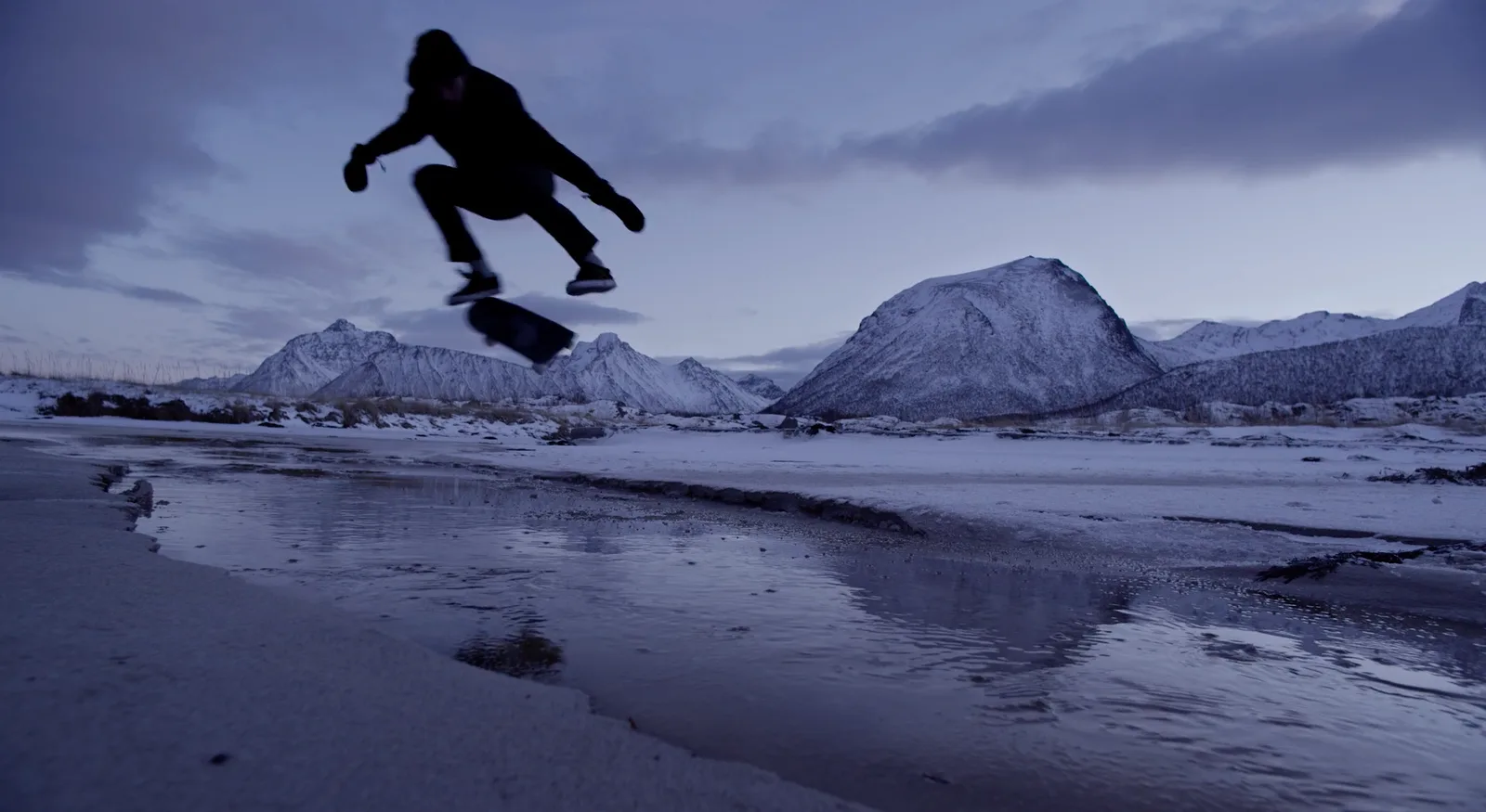 'Northbound' - Patinando sobre arena congelada