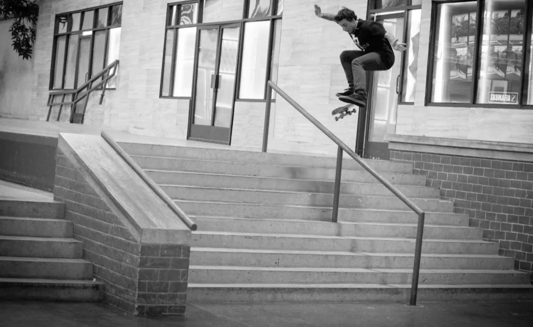 Micky Papa: Kickflip FS Board ON LOCK