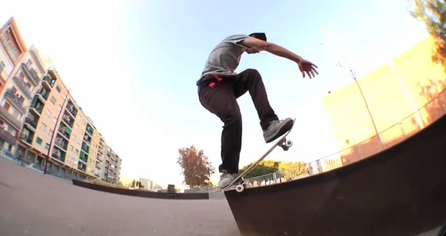 Juan Algora 'Jura': Video Part para CAPITOL