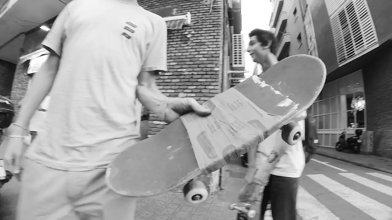 Shaun Hover and his broken deck