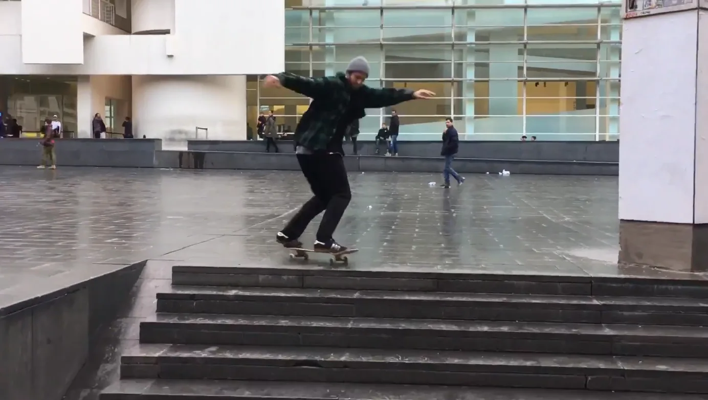 MACBA: Wet and Wild | Mario Cano, Filoko y Shaun Hover