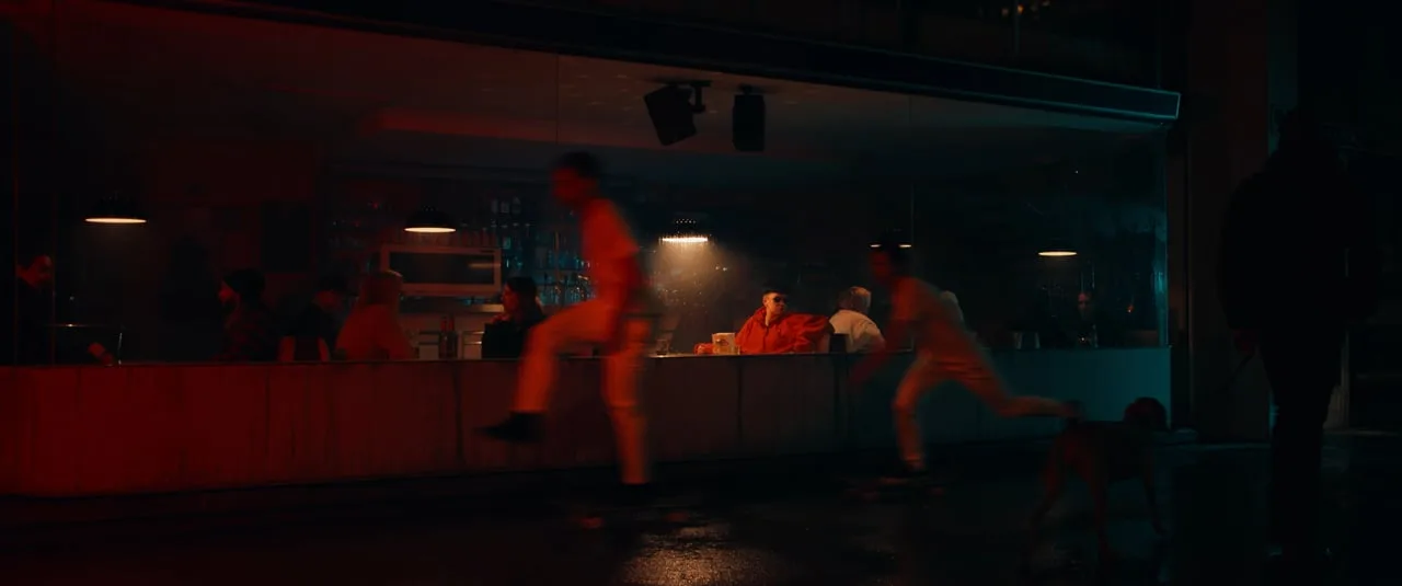 NOTHING LESS: Un vídeo de Kristijan Stramic