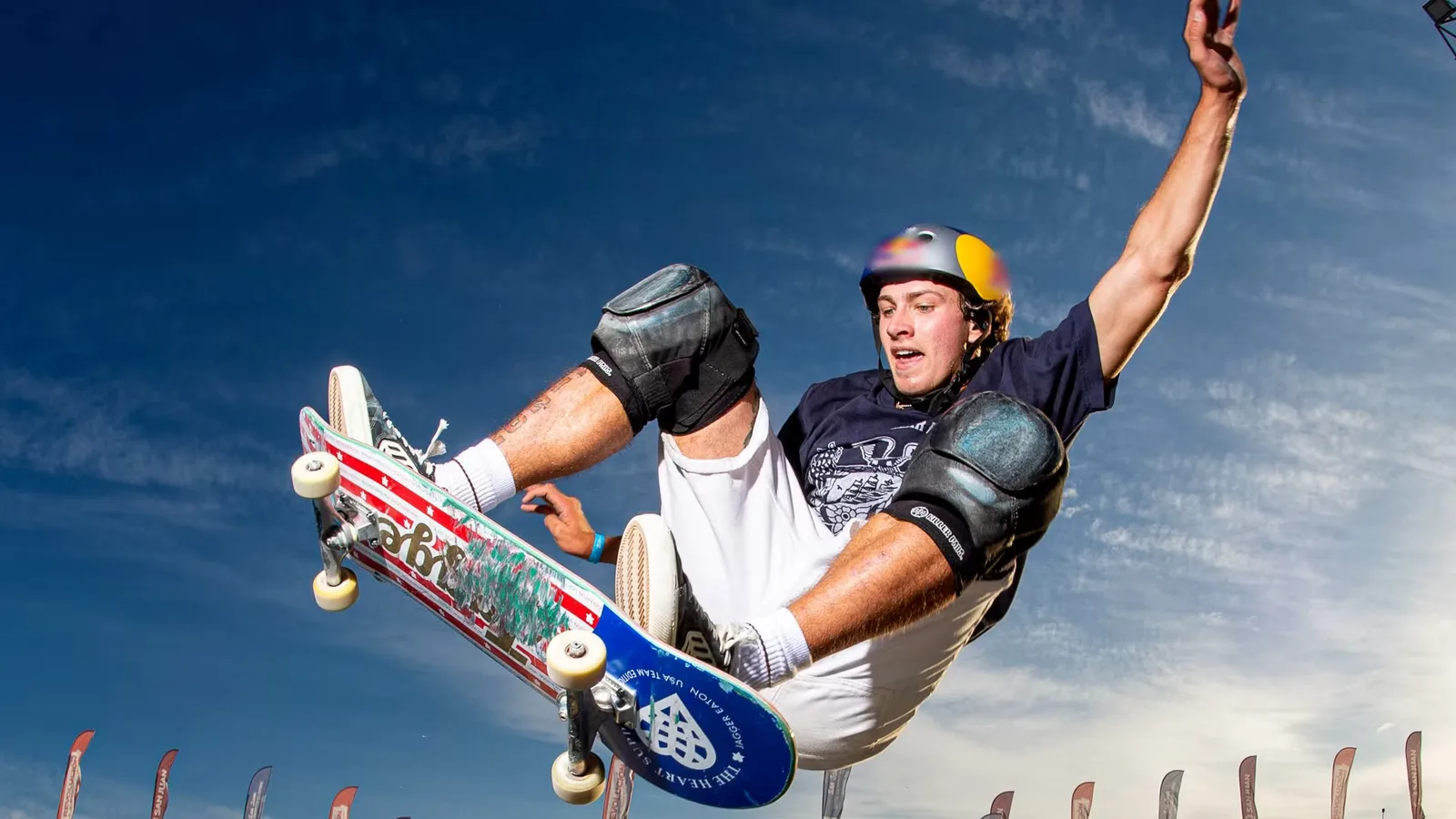 ¿Casco patinando street? Jagger Eaton comenta que los rails de Nyjah son peores que patinar mega-ramp