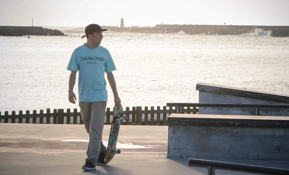 Jorge Simoes ficha por New Balance Numeric