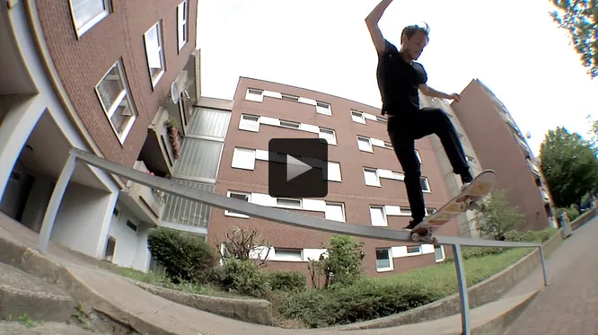 Austyn Gillette: "Huf" Trailer